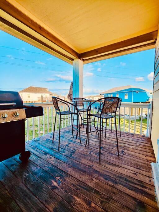 Sunny Delight - Sleeps 10 - Generous Space! Bolivar Peninsula Ngoại thất bức ảnh