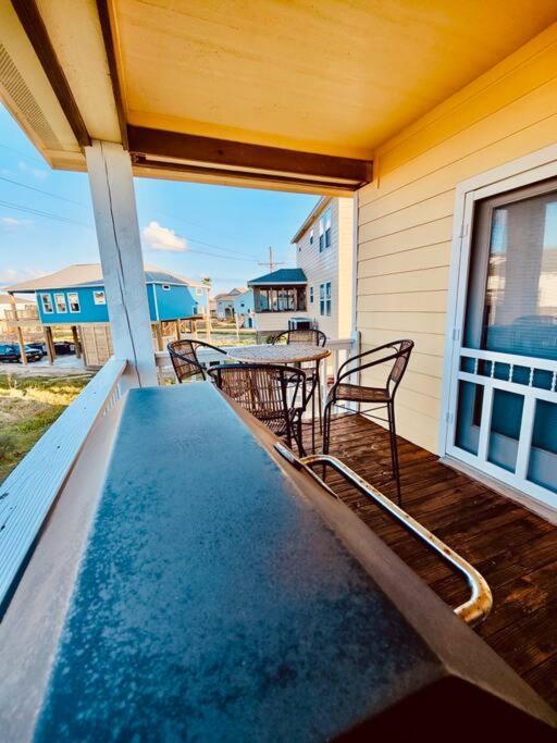 Sunny Delight - Sleeps 10 - Generous Space! Bolivar Peninsula Ngoại thất bức ảnh