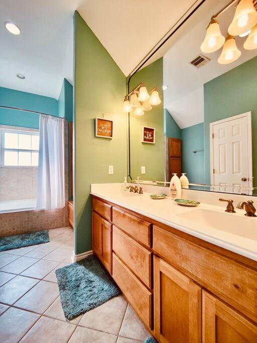 Sunny Delight - Sleeps 10 - Generous Space! Bolivar Peninsula Ngoại thất bức ảnh