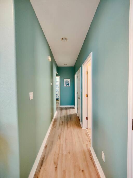 Sunny Delight - Sleeps 10 - Generous Space! Bolivar Peninsula Ngoại thất bức ảnh